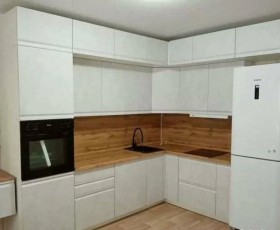 Модульная кухня Бруклин 2.4 x 2 м (Бетон белый) в Нижнем Новгороде - nizhnij-novgorod.katalogmebeli.com | фото 15